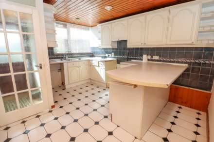31 Inchmarnock Drive, Dundonald, Image 8