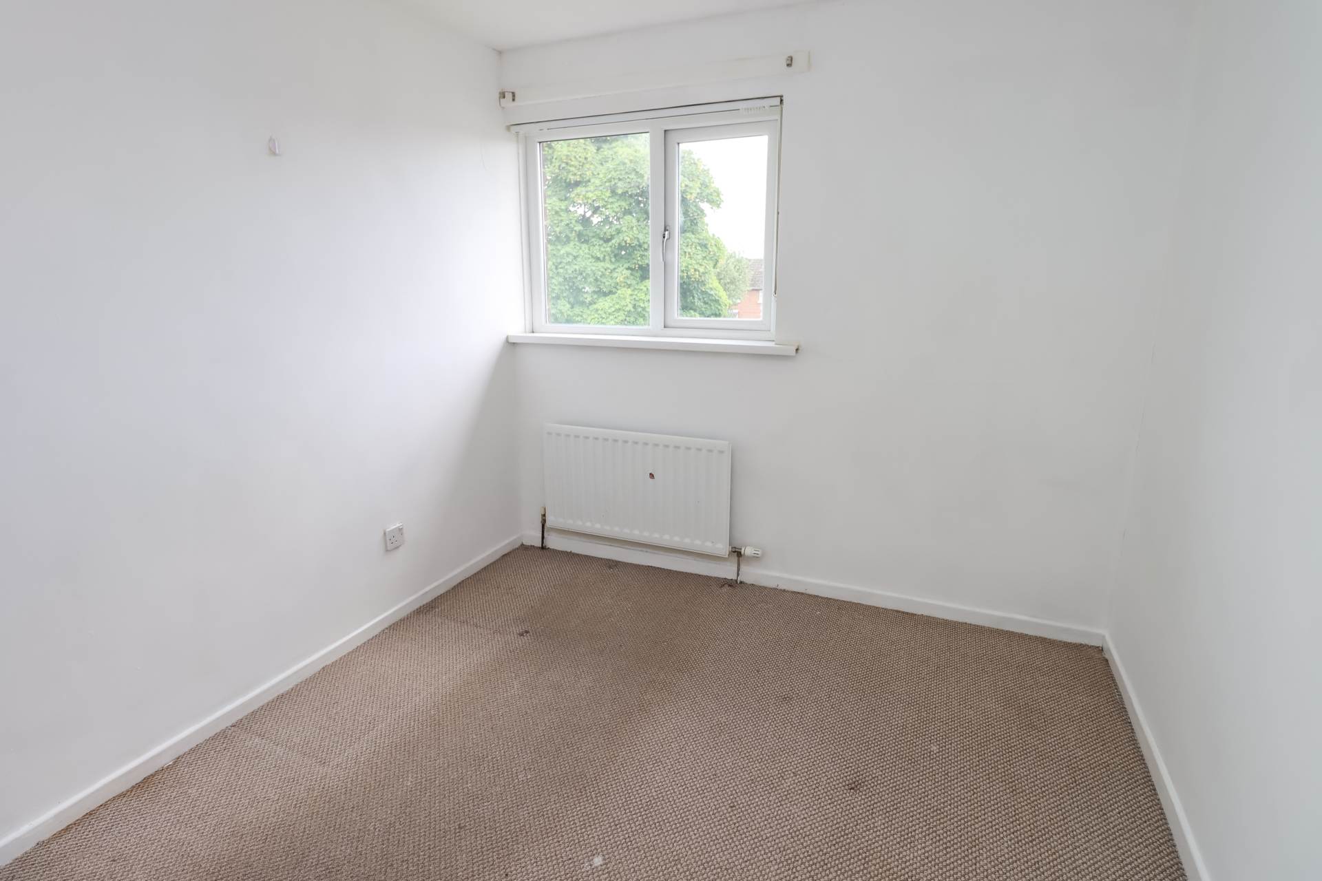 27 Brooklands Road, Dundonald, Image 12