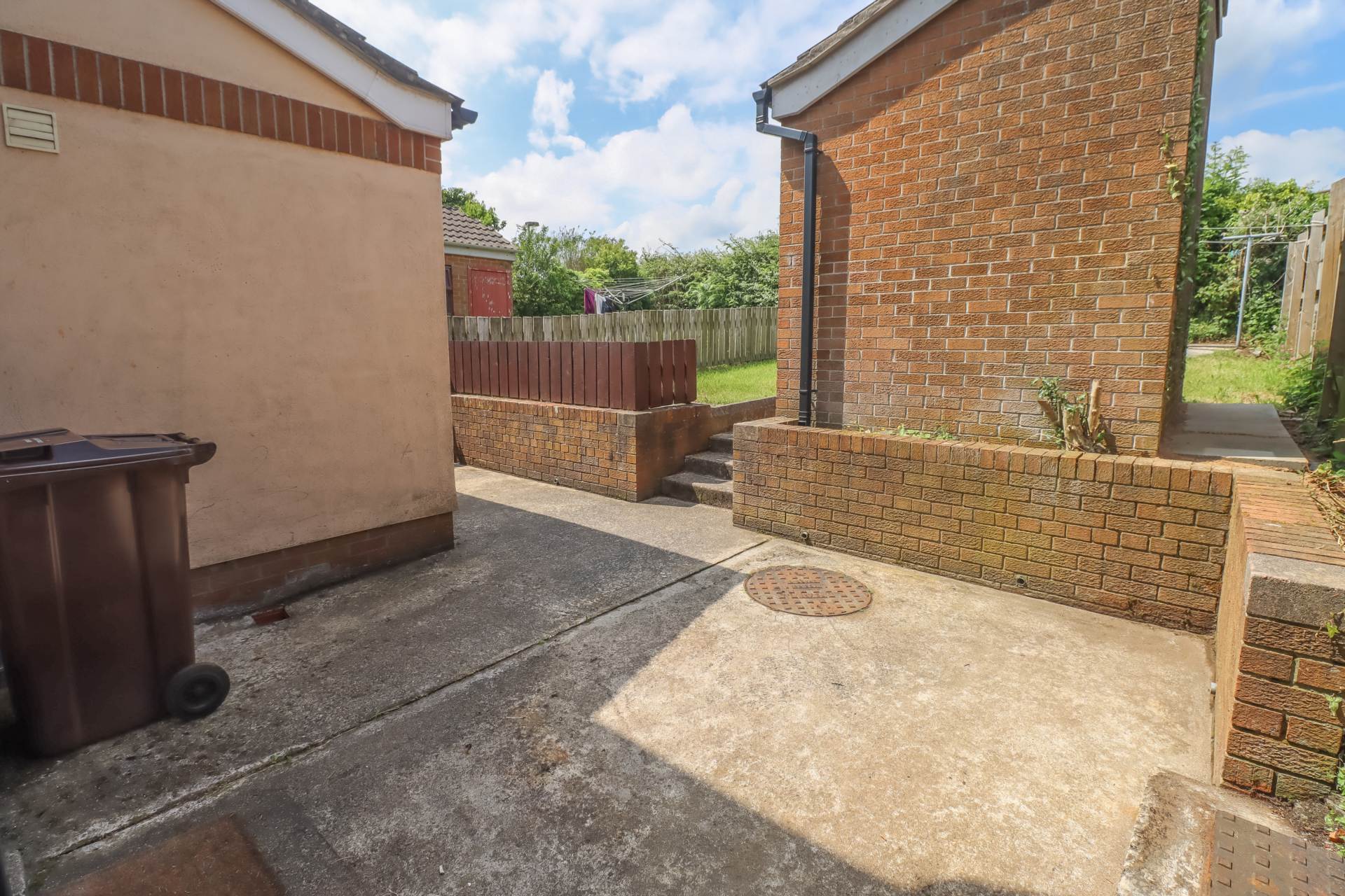 27 Brooklands Road, Dundonald, Image 16