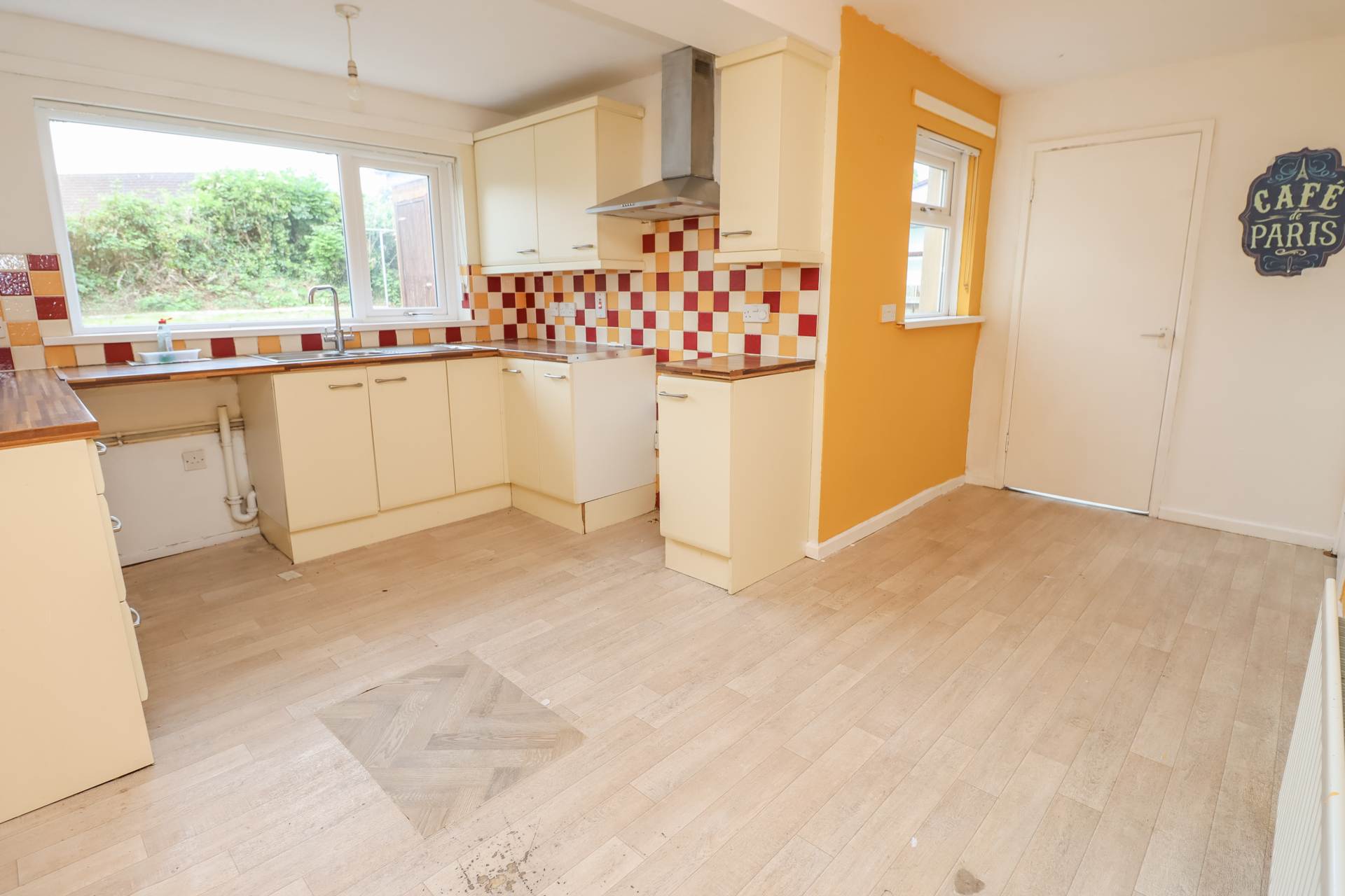 27 Brooklands Road, Dundonald, Image 5