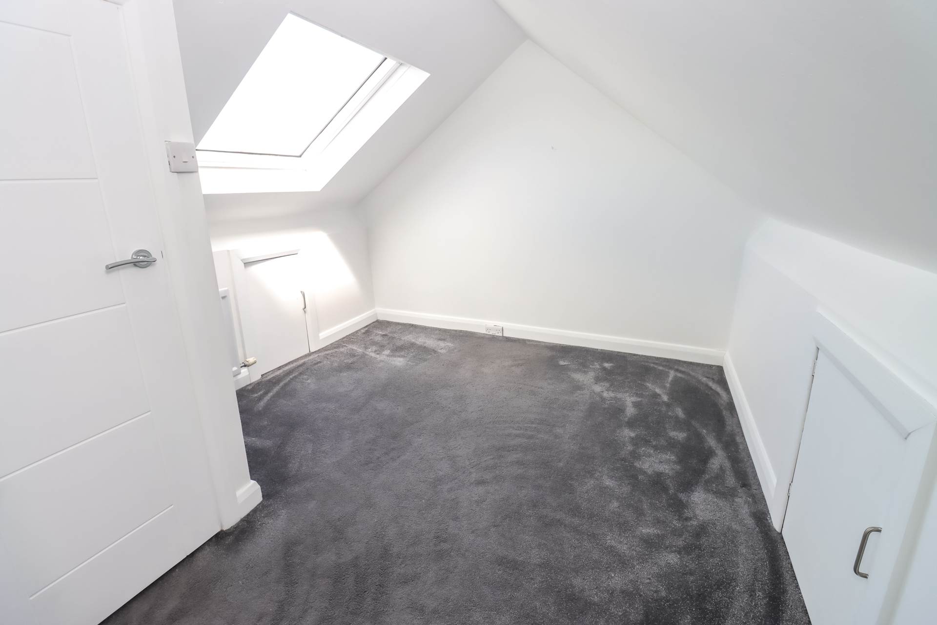 6 Colvil Street, Belmont, Image 12