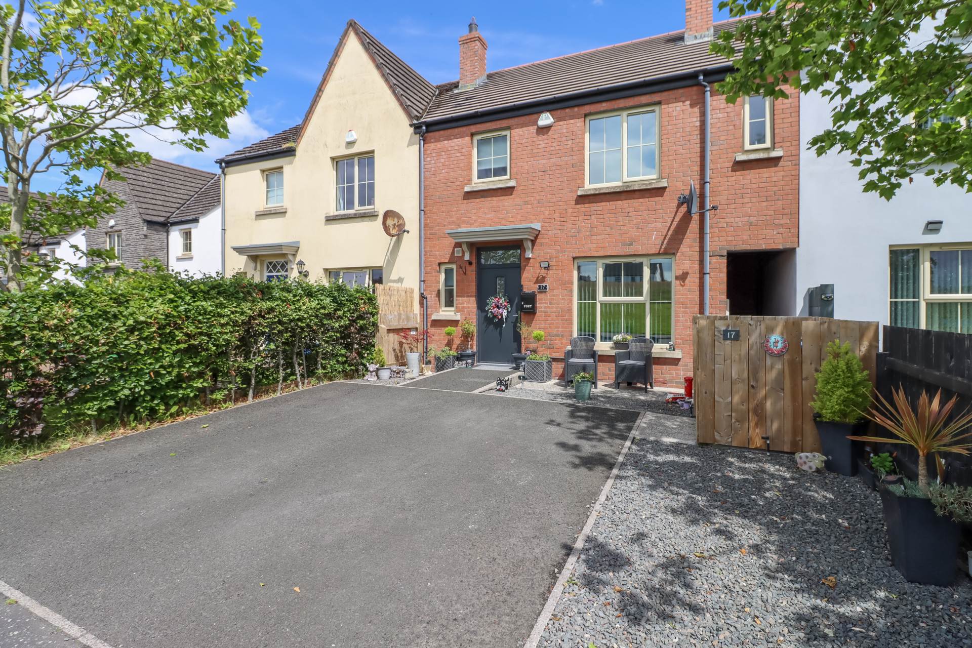 17 Coopers Mill Avenue, Dundonald, Image 2