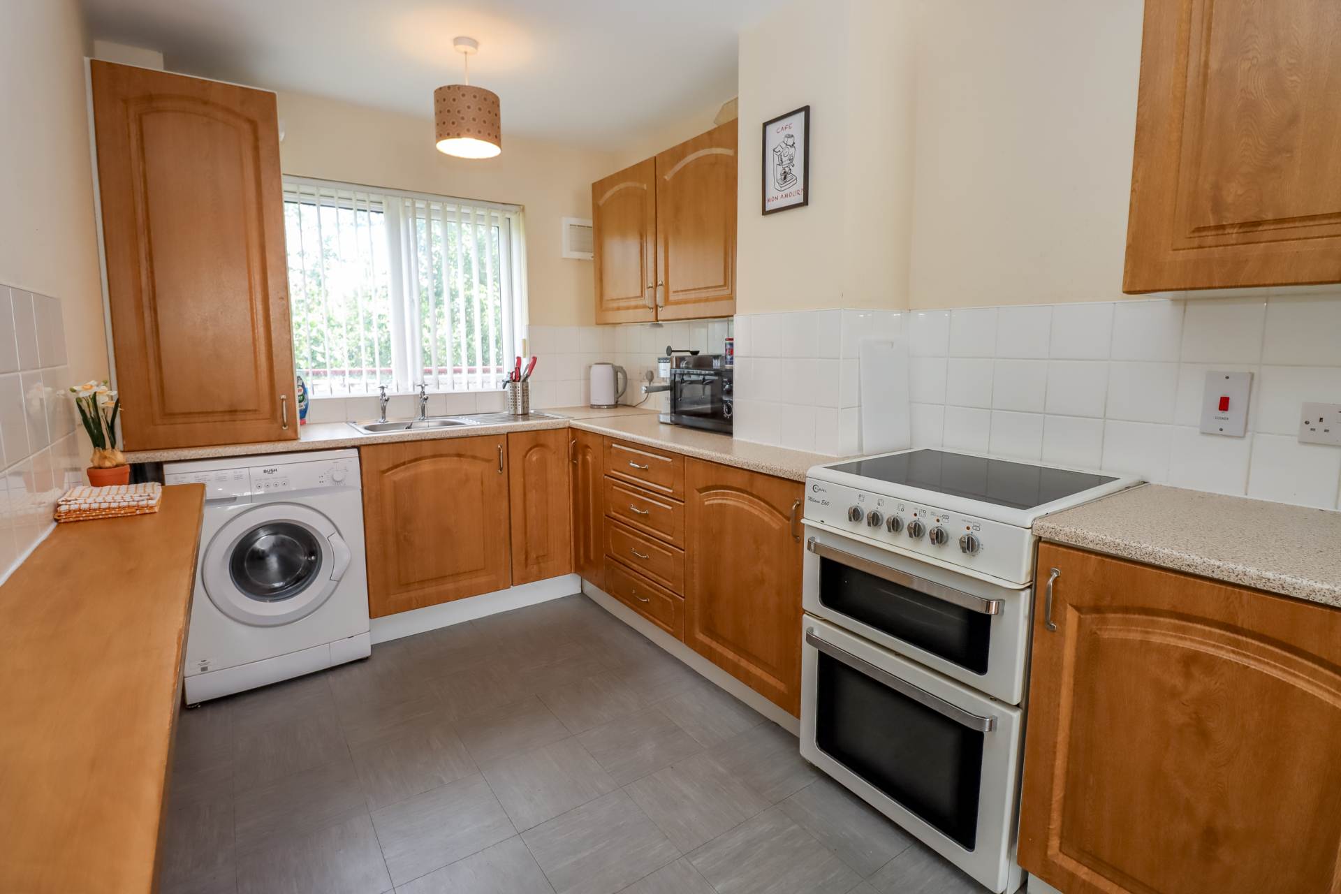 64b Craignish Crescent, Dundonald, Image 9