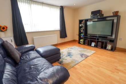 64b Craignish Crescent, Dundonald, Image 6