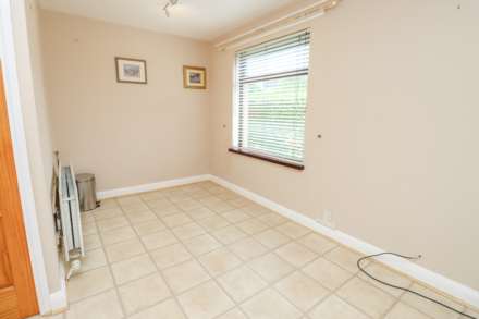 15 Lowland Avenue, Castlereagh, Image 11