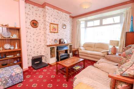 13 Comber Road, Dundonald, Image 4