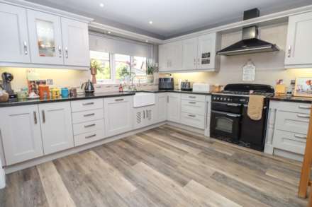 78 Old Mill Rise, Dundonald, Image 9