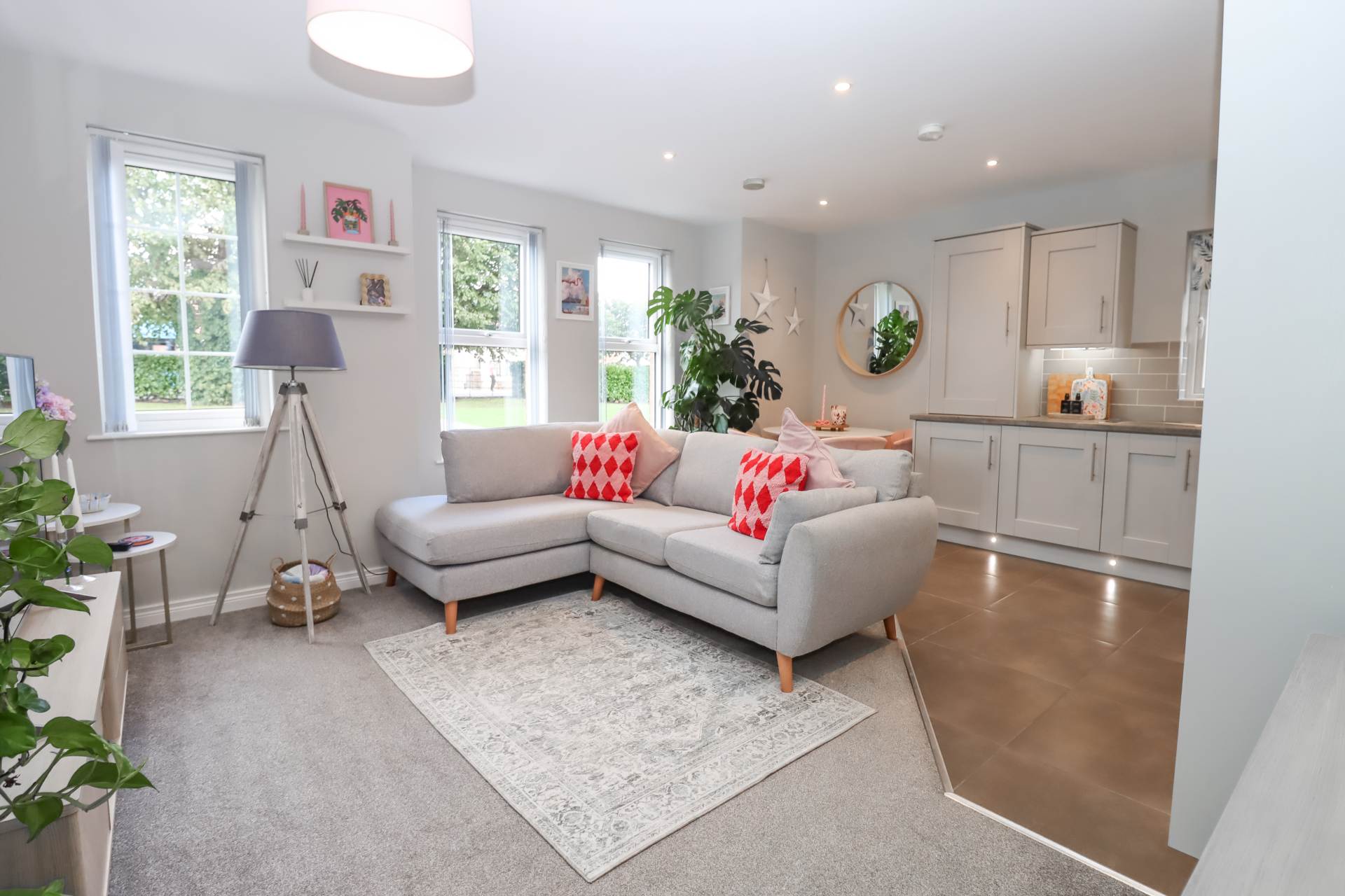 Apt 1 1 Loughan Hall, Dundonald, Image 6