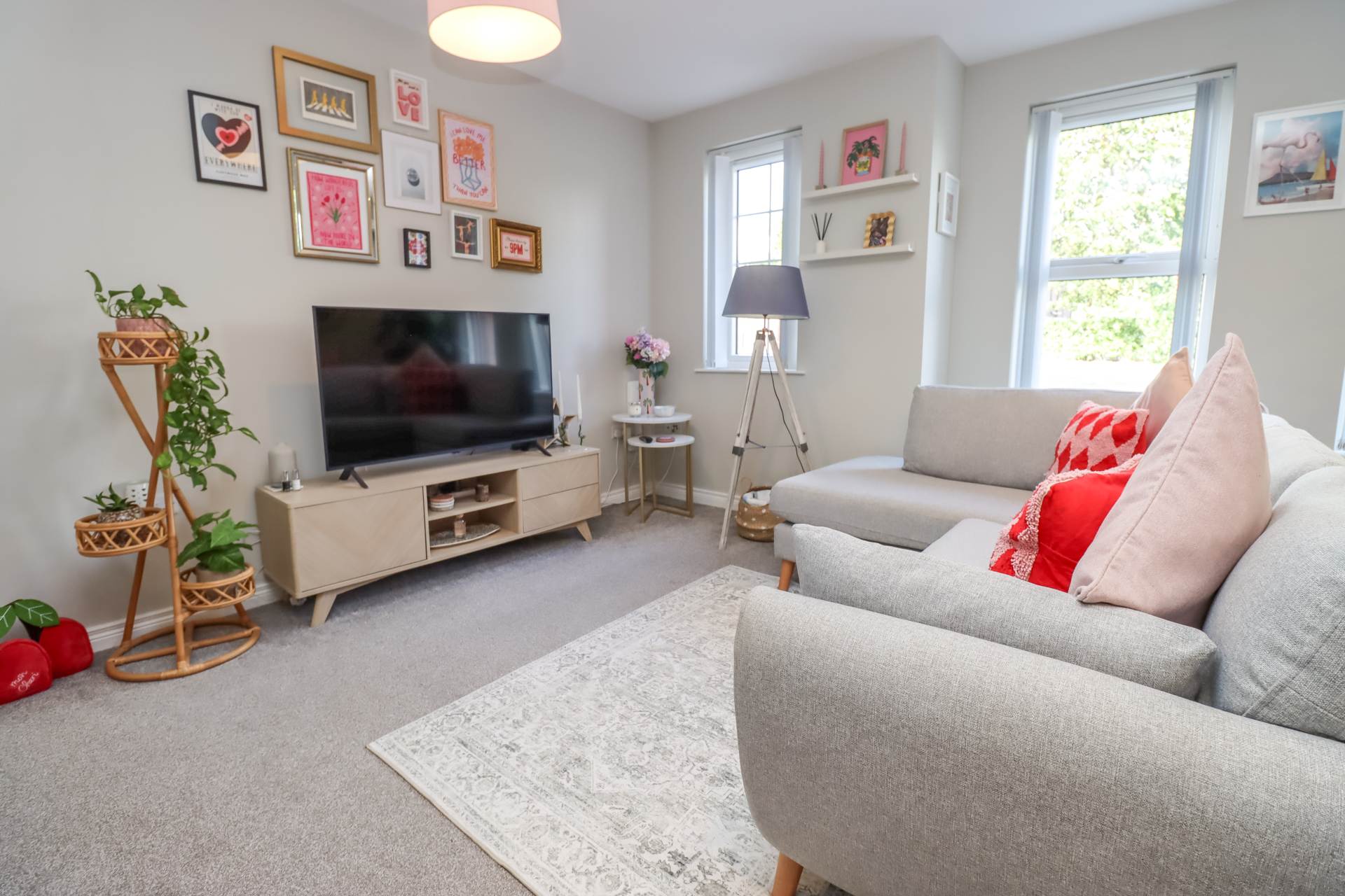 Apt 1 1 Loughan Hall, Dundonald, Image 8