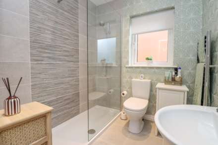 Apt 1 1 Loughan Hall, Dundonald, Image 17