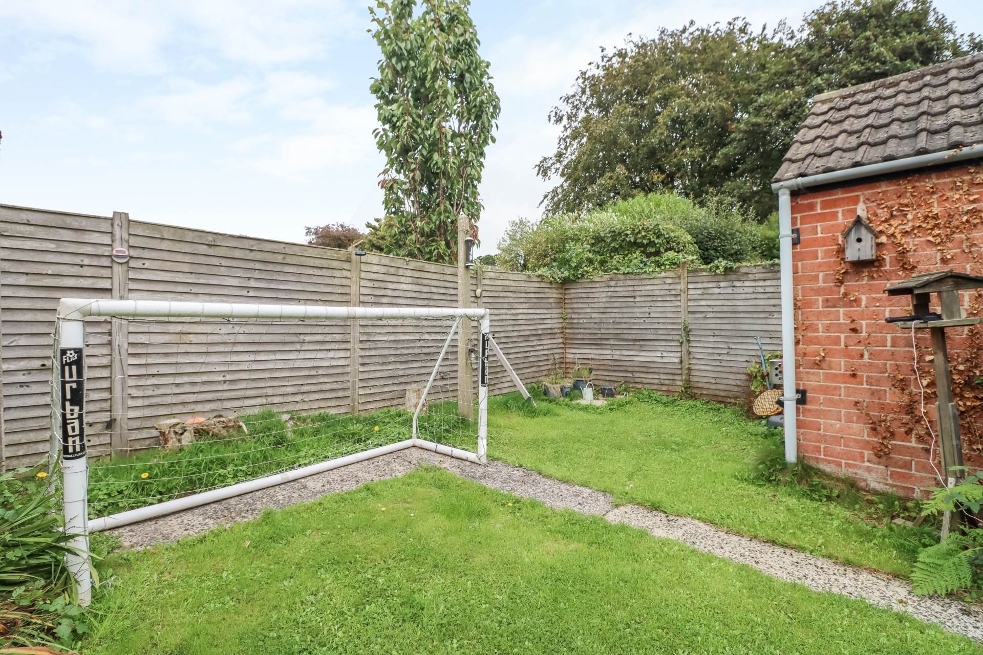 8 Wanstead Road, Dundonald, Image 22
