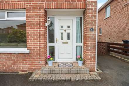 8 Wanstead Road, Dundonald, Image 3