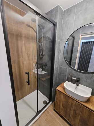 6c Albert Street, Bangor, Image 10