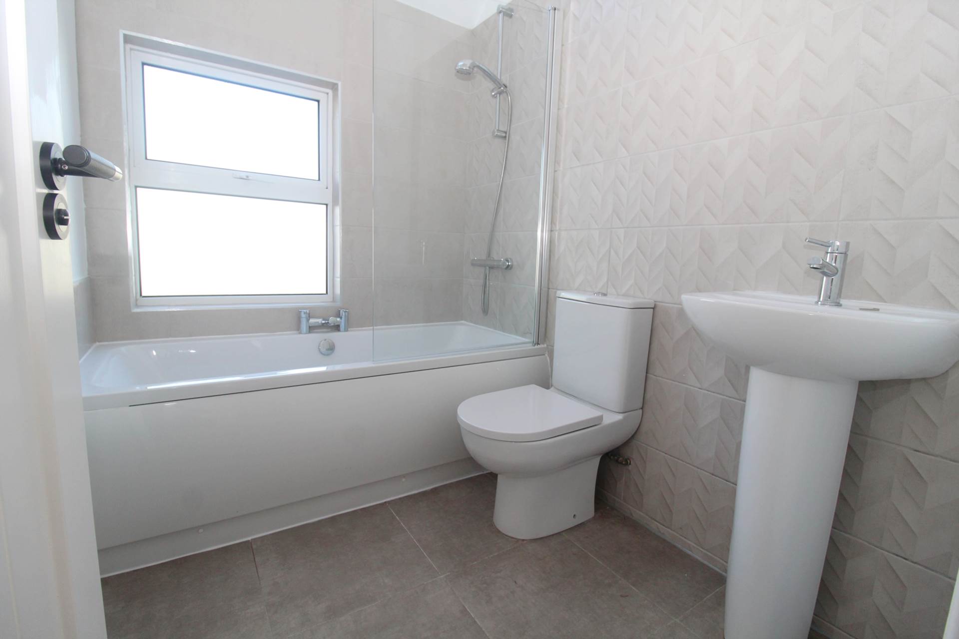 205 Great Northern Street, Belfast, Image 11