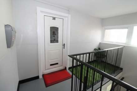 30b Main Street, Conlig, Image 2