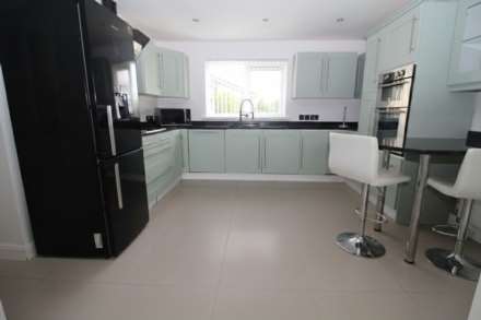 30b Main Street, Conlig, Image 6