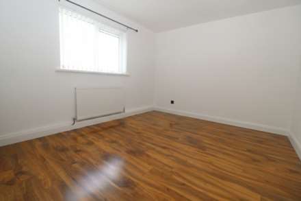 30b Main Street, Conlig, Image 8