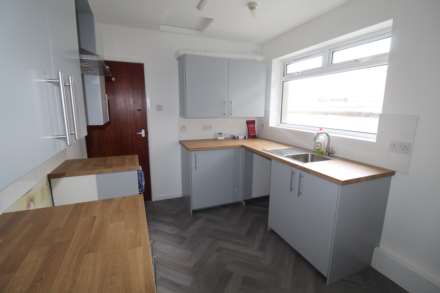 F2 38 Grays Hill, Bangor, Image 3