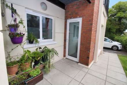 5 Clarence House, Upritchard Court, Image 3