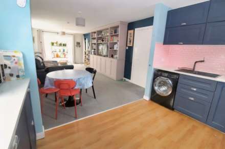 5 Clarence House, Upritchard Court, Image 9