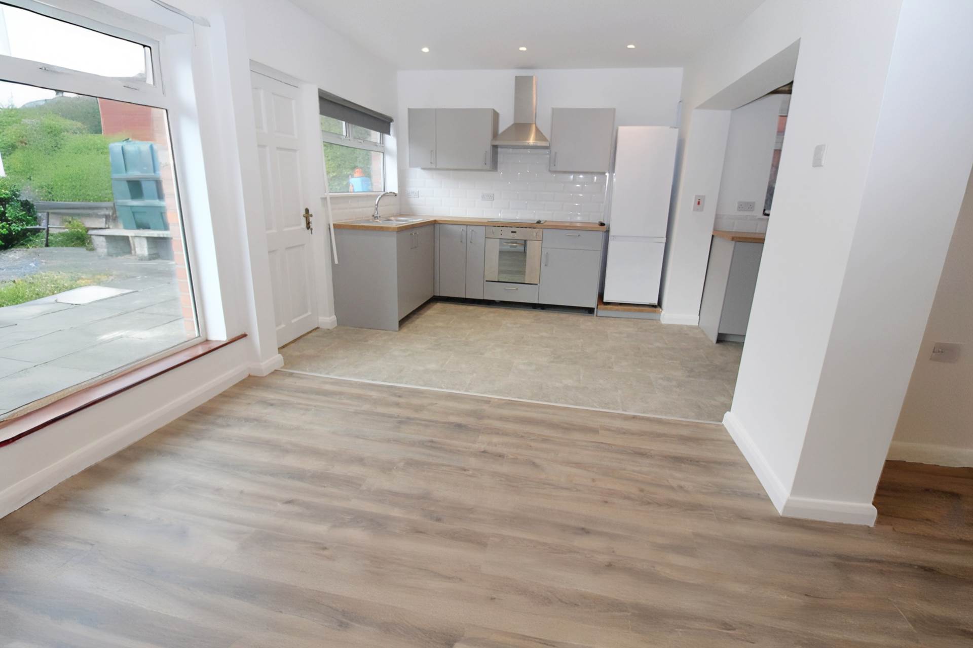 14 Church Drive, Bangor, Image 4