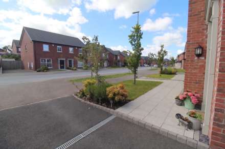 25 Helens Wood Lane, Bangor, Image 2