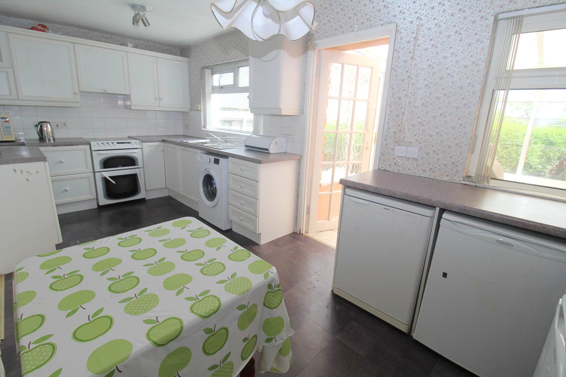 2 Springwell Avenue, Groomsport, Image 4