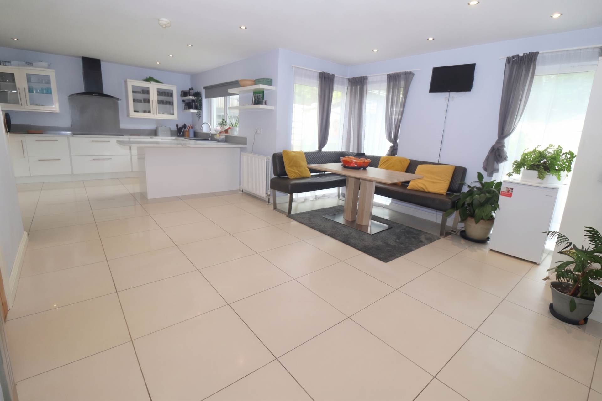 424 Belfast Road, Bangor, Image 10