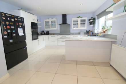 424 Belfast Road, Bangor, Image 9