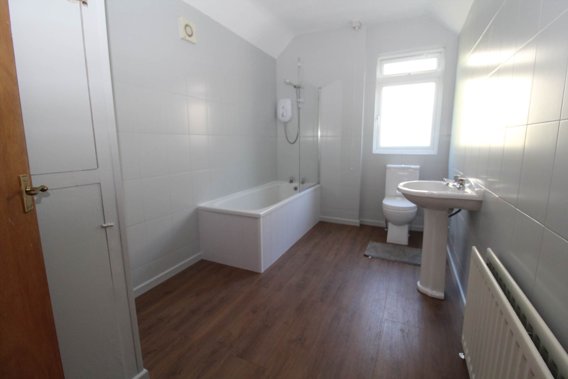 16 Albert Street A & B, Image 11