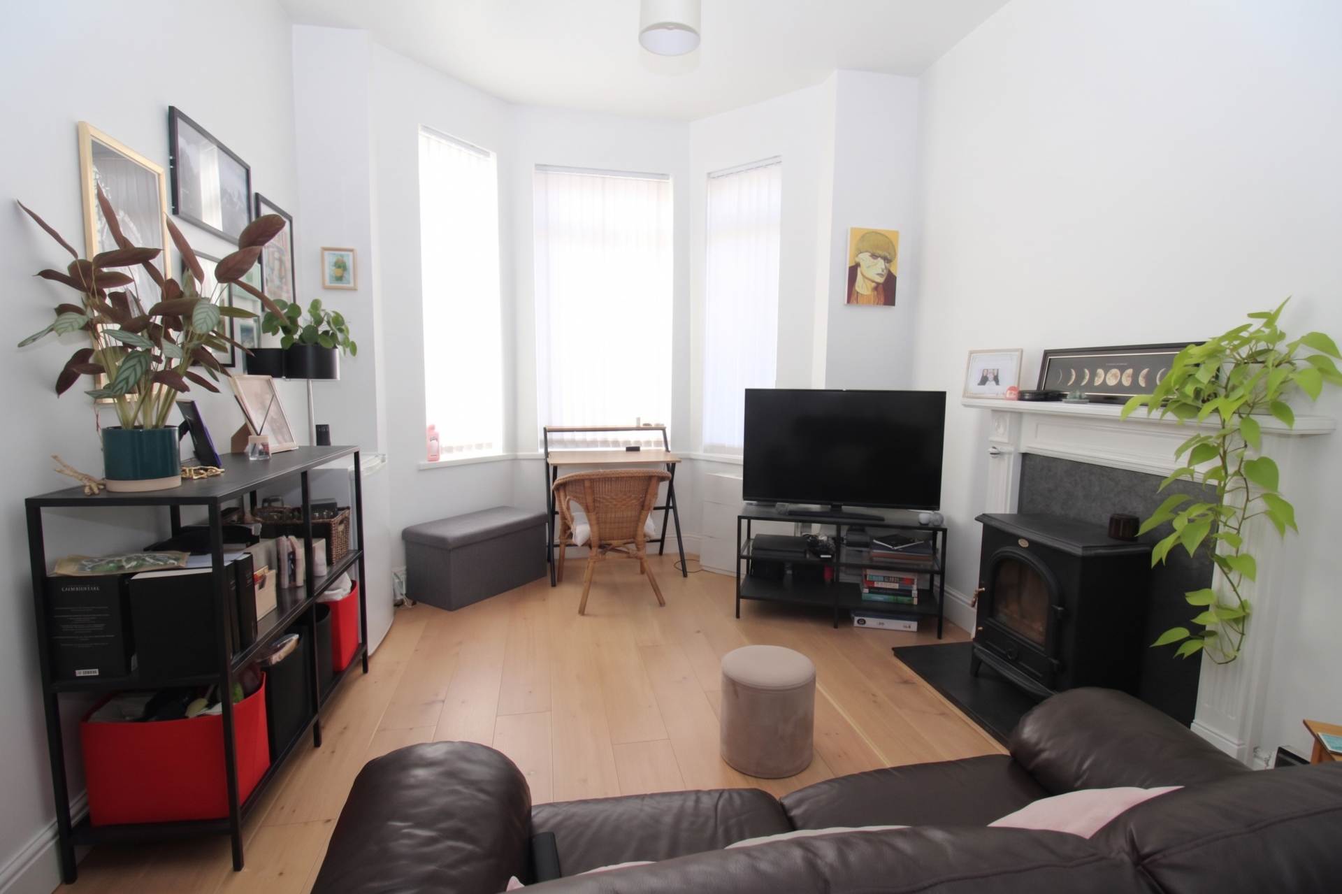 16 Albert Street A & B, Image 2