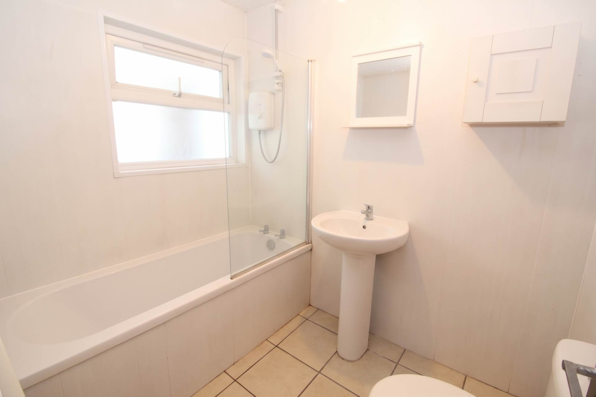 16 Albert Street A & B, Image 5