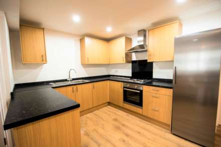 Property For Rent Room  , Ness Road, Southend On Sea