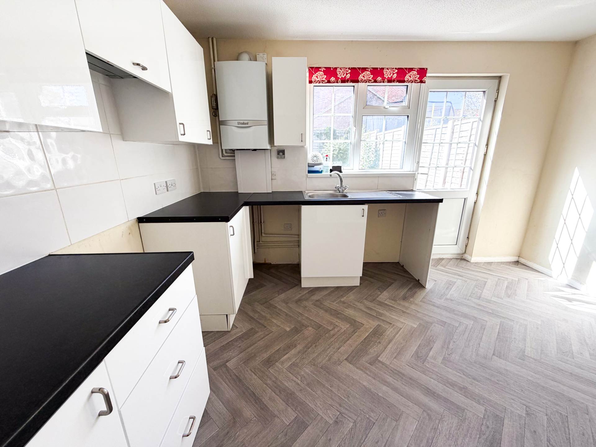 Buckingham Road, Hockley, Image 4
