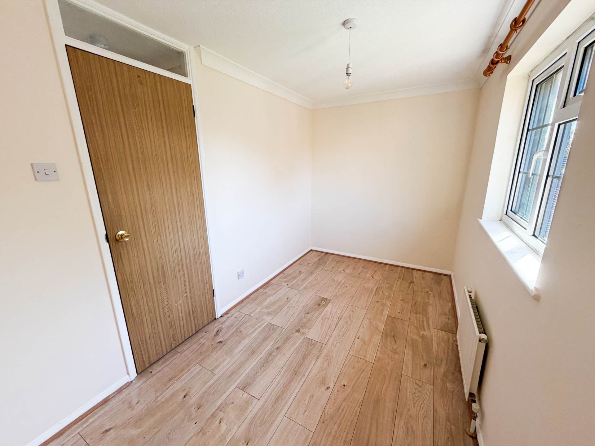Buckingham Road, Hockley, Image 9
