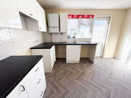 Buckingham Road, Hockley, Image 4