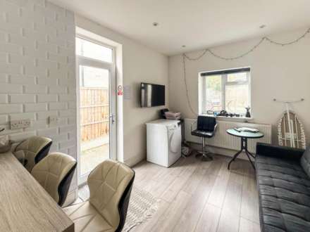 Gordon Road, Southend On Sea, Image 4