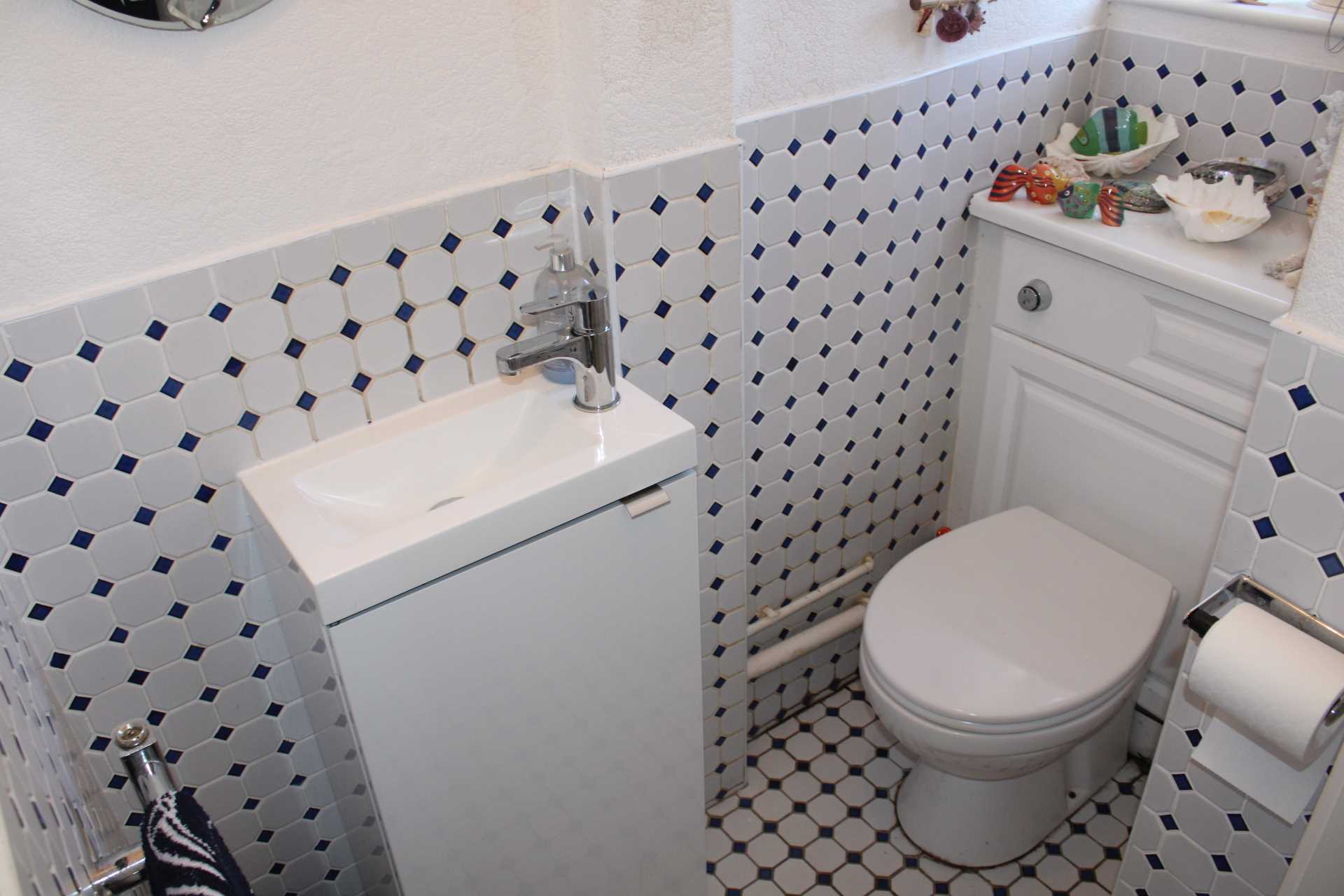 Amberwood, Chadderton, Oldham, OL9 9SG, Image 4
