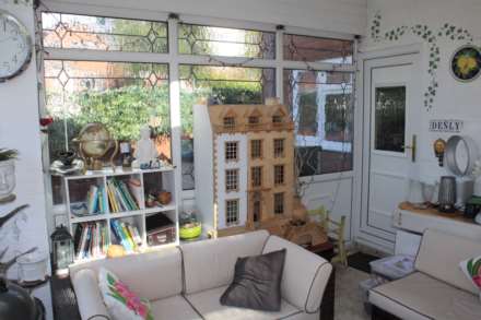 Amberwood, Chadderton, Oldham, OL9 9SG, Image 13