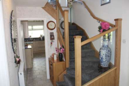 Amberwood, Chadderton, Oldham, OL9 9SG, Image 14