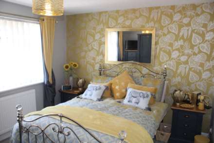 Amberwood, Chadderton, Oldham, OL9 9SG, Image 15