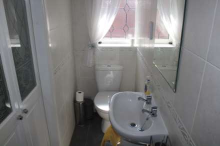 Amberwood, Chadderton, Oldham, OL9 9SG, Image 17
