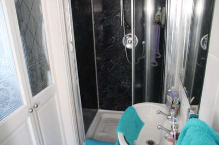Amberwood, Chadderton, Oldham, OL9 9SG, Image 22