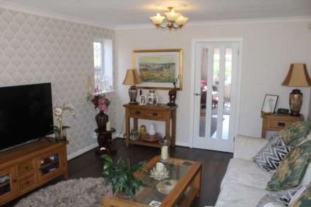 Amberwood, Chadderton, Oldham, OL9 9SG, Image 6