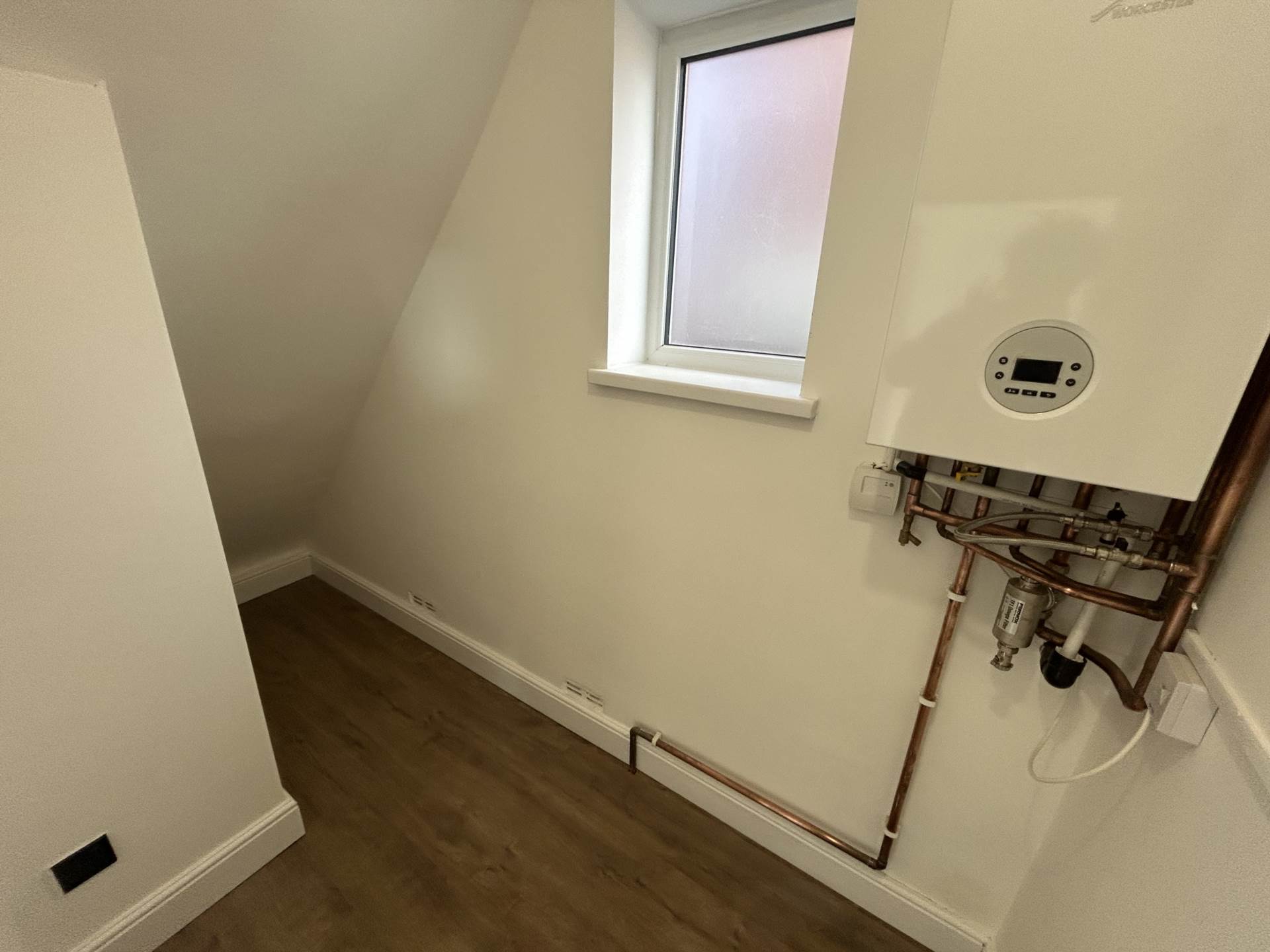 174 Denton Lane, Chadderton, Oldham, OL9 8PL, Image 9