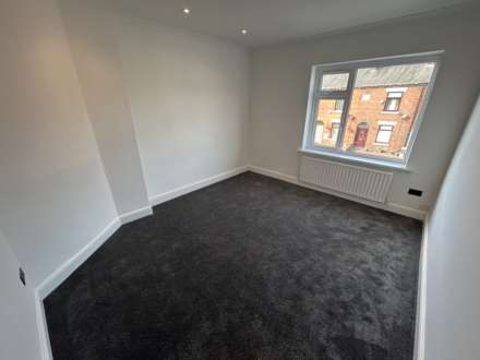 174 Denton Lane, Chadderton, Oldham, OL9 8PL, Image 10