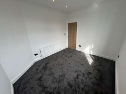 174 Denton Lane, Chadderton, Oldham, OL9 8PL, Image 14