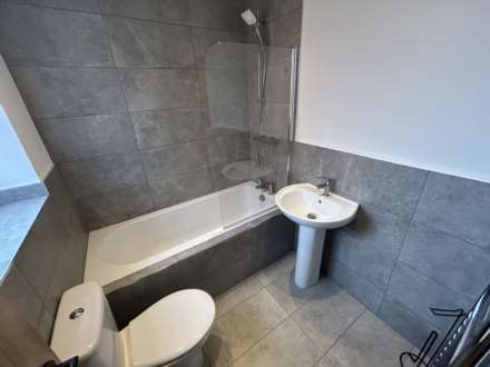 174 Denton Lane, Chadderton, Oldham, OL9 8PL, Image 17