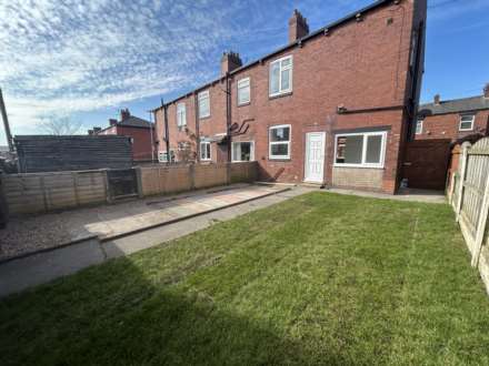 174 Denton Lane, Chadderton, Oldham, OL9 8PL, Image 18