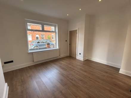 174 Denton Lane, Chadderton, Oldham, OL9 8PL, Image 4